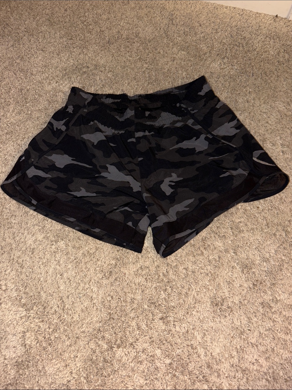Women's Black Camo Athletic Shorts - Athleta size small